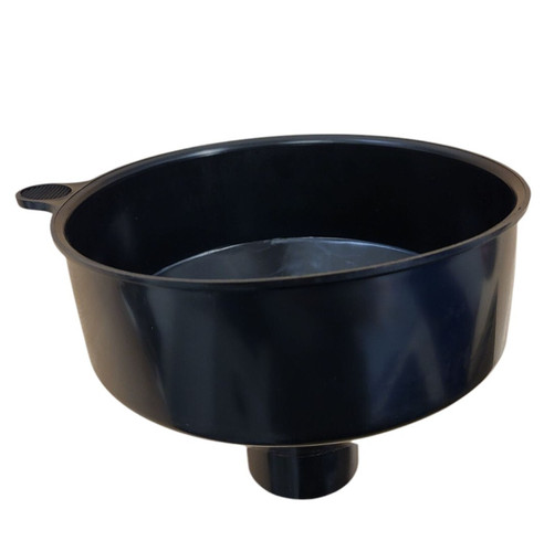 Funnel for filling vessels