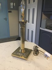 ANTIQUE EDWARDIAN BRASS CORINTHIAN COLUMN TABLE LAMP,CIRCA-1910.