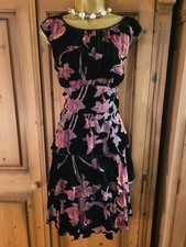 Frank Lyman Rose Patterned Dress With Ra Ra Skirt Size 10