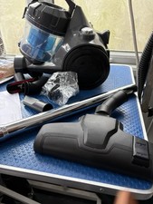 Amazon Basics Cylinder Bagless