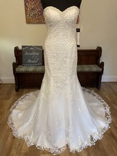 Victoria Kay Ivory Trumpet Fit