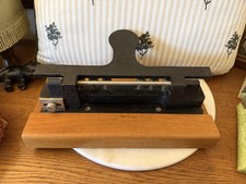 Hole Puncher Stationary