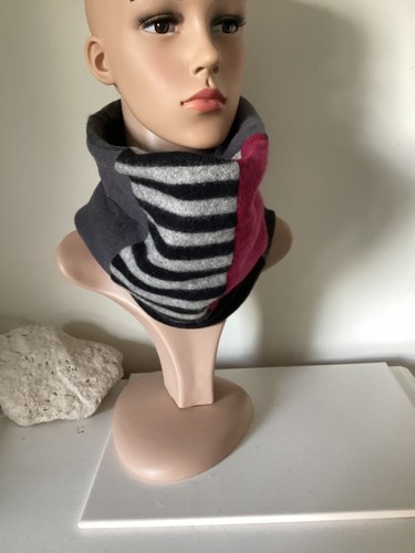 100 cashmere redbone snood - 100%,