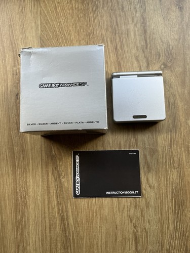 Gameboy silver boxed - gameboy,