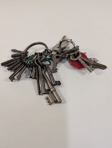 Job lot c50 antique - lot,