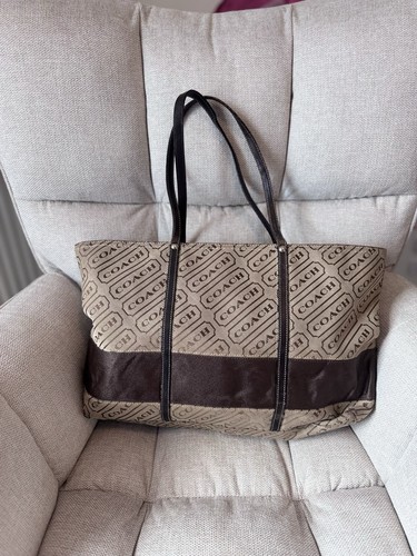 Coach signature lozenge - signature,
