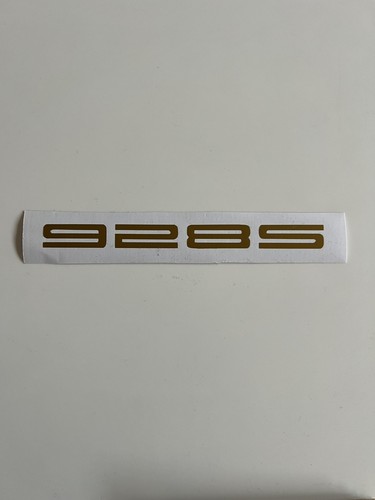 Porsche 928s rear car logo - rear,