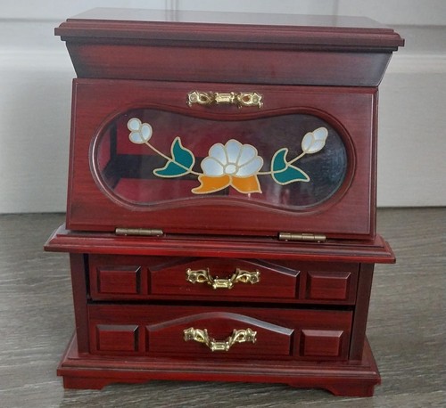 Vintage musical jewellery box - musical,