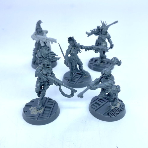 Necromunda escher gang - necromunda,