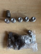 Porsche 996, 997 911 wheel nuts, bolts set with locking wheel nut 