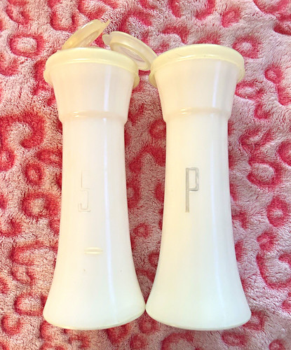 Vintage tupperware salt - vintage,