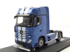 Mercedes Actros MP4 blue 2012