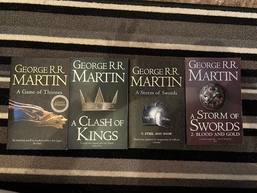 Game thrones first 4 books - thrones.,