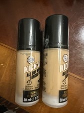 2 Soap & Glory Kick Ass All Day Foundation - Shade 09