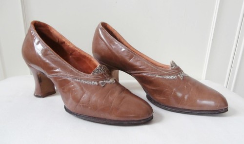 Vintage 1940 brown leather - vintage,