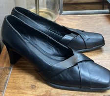 Clarks Black Leather Shoes 4.5 Cushion Soft 6cm 