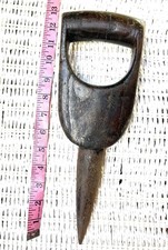 ANTIQUE WOODEN GARDEN DIBBER &
