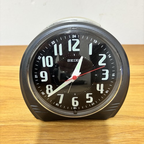 Seiko analogue alarm clock - seiko,
