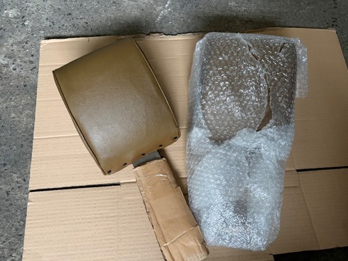 Pair headrests for rover - for,