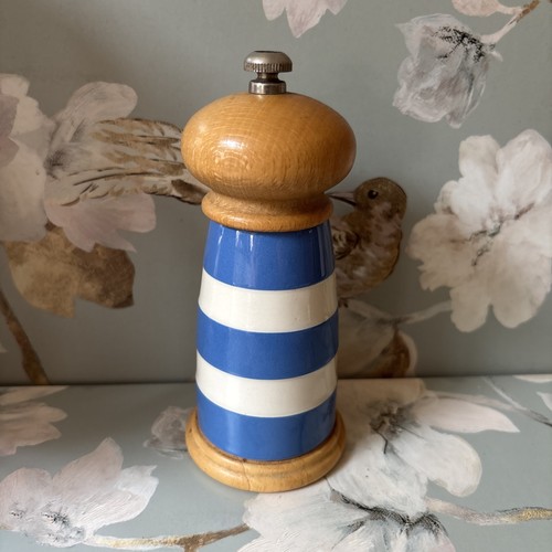 Vintage green cornishware - green,