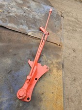 NUFFIELD TRACTOR HAND CLUTCH LEVER C/W LINKAGE ROD.