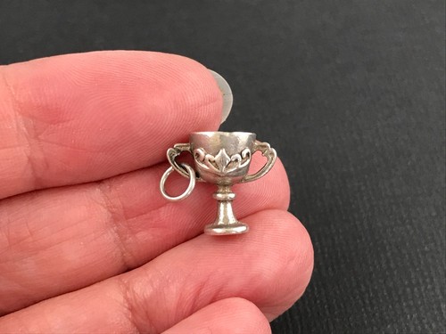 Tiny vintage 925 sterling