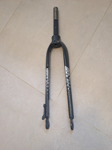 700c rigid steel - qr, disc