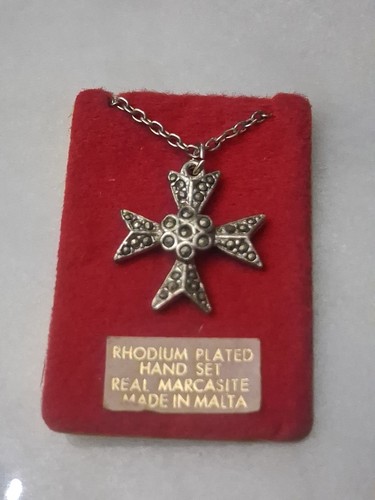 Maltese cross vintage - *maltese,