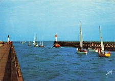 D202111 Deauville Trouville Calvados Yvon S P A D E M 1977