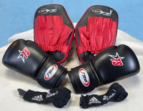 Sports boxing gloves - sports,