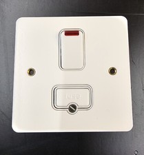 MK Edge K14961 WHI W 13A DP