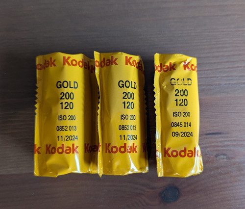 Expired kodak gold 200 - kodak,