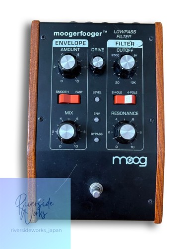 Moog 101 moogerfooger - moog,