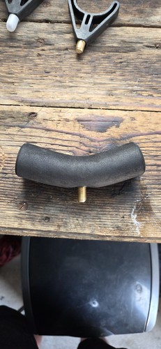 Maver feeder rod rest - maver,