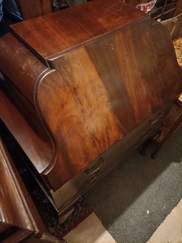 Stepped topped red mahogany - a,