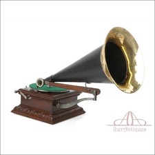 Antique HMV Monarch Style 11