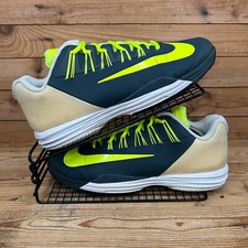 Nike Tennis Shoes Size UK 9