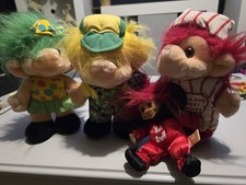 Bundle of 4 Vintage Trolls Ds