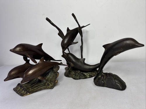 Dolphins statues south - dolphins,
