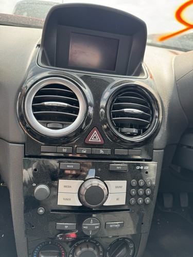 Vauxhall corsa year d - vauxhall, 06-15