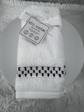 Set Of 2 HOTEL VENDOME Quick