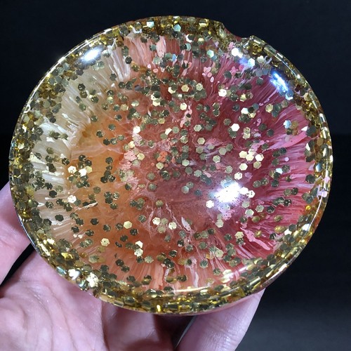 Decorative resin round ashtray - resin,