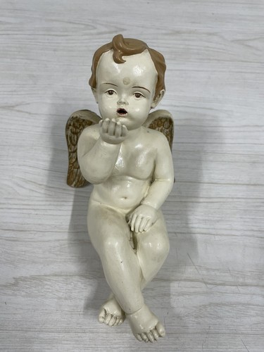 Resin sitting cherub - ,