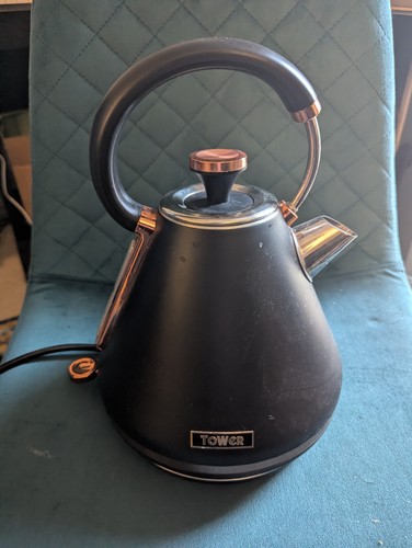 Tower pyramid kettle 3kw - tower,