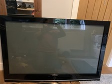 Samsung Plasma 50” Tv With Stand Wall Bracket And Remote.