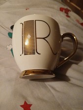 Fox & Ivy Tesco New White And Gold Letter R mug