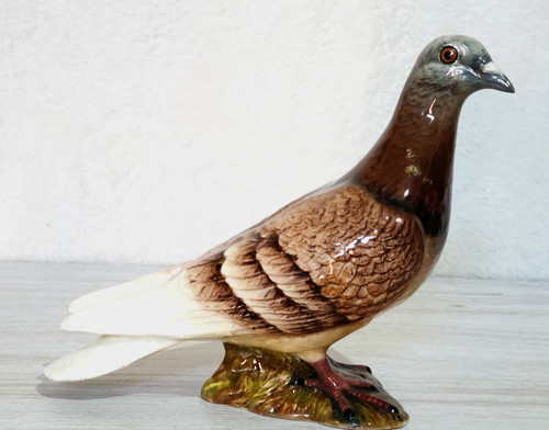 Beswick racing pigeon rare - racing,