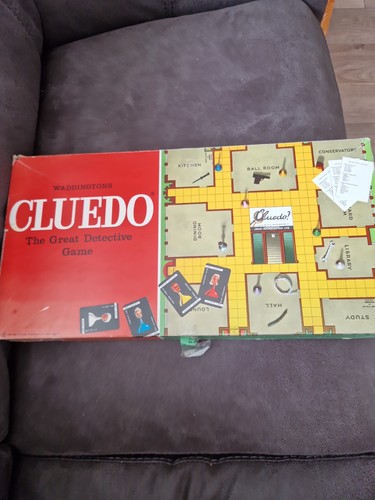 Waddingtons cluedo board game - waddingtons,