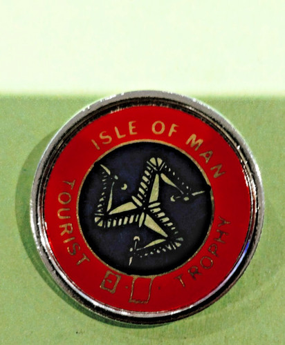 Isle man races tourist - isle,