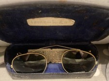 Original  gas Mask Clip On respirator spectacles/sunglasses specs in case